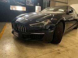 Nero Usata 2021 Maserati Ghibli Tre volumi | 40.000 € (Buon prezzo)