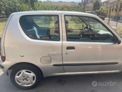 Grigio Usata 2003 Fiat 600 Due volumi | 2000 €