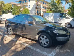 Usata 2004 Renault Mégane Cabriolet Cabrio | 800 €