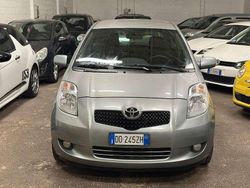 Usata 2007 Toyota Yaris Sol Due volumi | 3700 € (Buon prezzo)