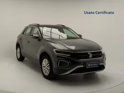 Indium grey Usata 2023 VW T-Roc Life SUV | 26.900 € (Buon prezzo)
