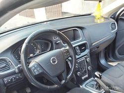 Grigio Usata 2017 Volvo V40 Station wagon | 13.300 € (Buon prezzo)