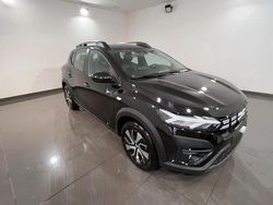 Nero Nuova 2025 Dacia Sandero Extreme Tre volumi | 18.500 € (Buon prezzo)