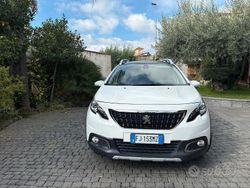 Bianco Usata 2017 Peugeot 2008 Allure SUV | 12.300 € (Molto cara)