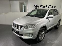 Grigio Usata 2012 Toyota RAV4 Style SUV | 12.400 € (Buon prezzo)