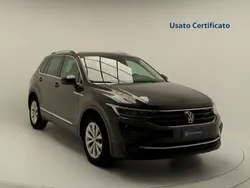 Urano grey Usata 2022 VW Tiguan Life SUV | 27.500 € (Buon prezzo)