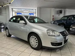 Argento Usata 2006 VW Jetta Sportline Tre volumi | 5990 €