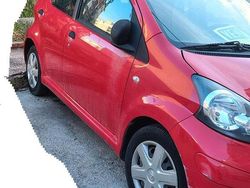 Rosso Usata 2011 Toyota Aygo Due volumi | 4500 €