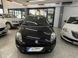 Nero Usata 2016 Fiat Punto Street Due volumi | 5900 € (Buon prezzo)