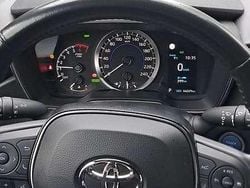 Rosso Usata 2021 Toyota Corolla Business Edition Station wagon | 18.700 € (Buon prezzo)