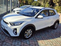 White soul Usata 2023 Kia Stonic Urban SUV | 13.500 € (Buon prezzo)