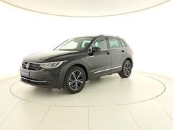 Nero Usata 2022 VW Tiguan Life SUV | 24.900 € (Ottimo prezzo)