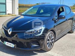 Nero Usata 2022 Renault Clio V Zen Tre volumi | 15.600 € (Buon prezzo)