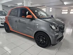 Grigio Usata 2015 Smart ForFour Edition #1 Tre volumi | 7900 € (Buon prezzo)