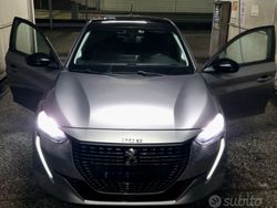 Argento Usata 2020 Peugeot 208 Allure Due volumi | 11.500 € (Buon prezzo)