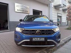 Blu/azzurro Usata 2023 VW T-Roc Life SUV | 17.002 € (Super prezzo)
