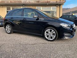 Nero Usata 2015 Mercedes B180 Monovolume | 10.900 € (Buon prezzo)