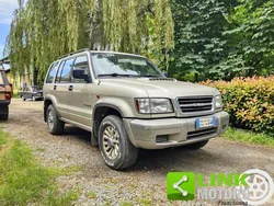Beige Usata 2001 Isuzu Trooper SUV | 3500 €