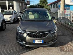 Grigio Usata 2017 Opel Zafira Innovation Monovolume | 9999 € (Buon prezzo)