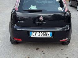 Usata 2015 Fiat Grande Punto Due volumi | 4500 € (Buon prezzo)
