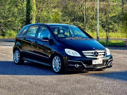 Nero Usata 2009 Mercedes B180 Monovolume | 3900 € (Buon prezzo)