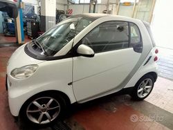 Usata 2011 Smart ForTwo Coupé Pure Due volumi | 6500 € (Buon prezzo)