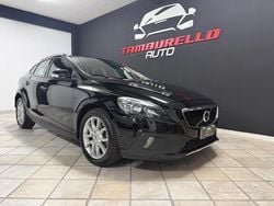 Nero Usata 2017 Volvo V40 CC Kinetic Station wagon | 10.990 € (Buon prezzo)