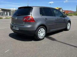 Usata 2007 VW Golf V Tre volumi | 2800 € (Buon prezzo)