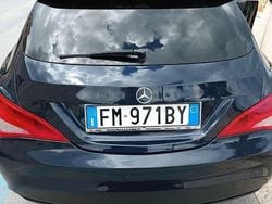 Blu/azzurro Usata 2017 Mercedes CLA200 Shooting Brake Station wagon | 12.500 € (Super prezzo)