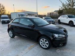 Nero Usata 2012 Audi A1 Ambiente Due volumi | 6800 € (Ottimo prezzo)