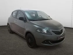 Grigio Usata 2022 Lancia Ypsilon Gold Due volumi | 11.200 € (Buon prezzo)