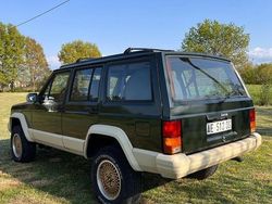 Verde Usata 1995 Jeep Cherokee Limited SUV | 8000 €