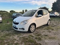 Bianco Usata 2009 Opel Agila Due volumi | 4900 € (Cara)