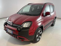 Rosso Usata 2024 Fiat Grande Panda Cross Due volumi | 13.900 € (Buon prezzo)