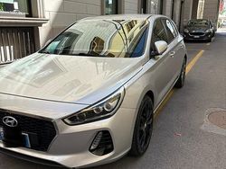 Usata 2017 Hyundai i30 Comfort Tre volumi | 13.000 € (Buon prezzo)