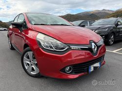 Rosso Usata 2013 Renault Clio IV Tre volumi | 4700 € (Buon prezzo)