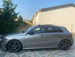 Beige Usata 2020 Mercedes A160 Premium Tre volumi | 22.400 € (Buon prezzo)