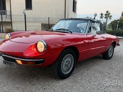 Rosso Usata 1982 Alfa Romeo Spider Veloce Cabrio | 32.000 €
