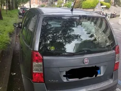 Grigio Usata 2009 Fiat Idea Monovolume | 2800 € (Buon prezzo)