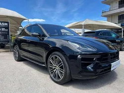 Nero Usata 2020 Porsche Macan Turbo SUV | 61.900 € (Cara)