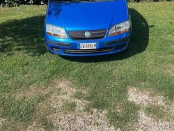 Usata 2005 Fiat Idea Monovolume | 1400 € (Cara)