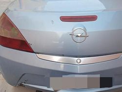 Blu Usata 2006 Opel Tigra Due volumi | 800 €