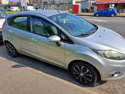 Usata 2009 Ford Fiesta Due volumi | 3000 € (Buon prezzo)