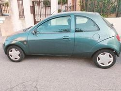 Usata 2003 Ford Ka Due volumi | 2500 € (Molto cara)