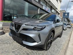 Grigio Nuova 2025 Alfa Romeo GT Junior Edizione Speciale SUV | 28.900 € (Buon prezzo)