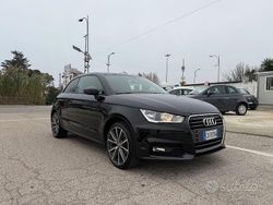 Usata 2015 Audi A1 Tre volumi | 9500 € (Buon prezzo)