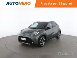 Verde Usata 2024 Toyota Aygo Lounge Due volumi | 15.799 € (Buon prezzo)