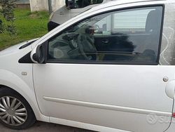Bianco Usata 2009 Renault Twingo Due volumi | 1800 €