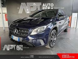 Blu Usata 2018 Mercedes GLA220 SUV | 20.800 € (Buon prezzo)