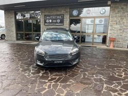 Grigio Usata 2017 Ford Focus Titanium Station wagon | 9900 € (Buon prezzo)